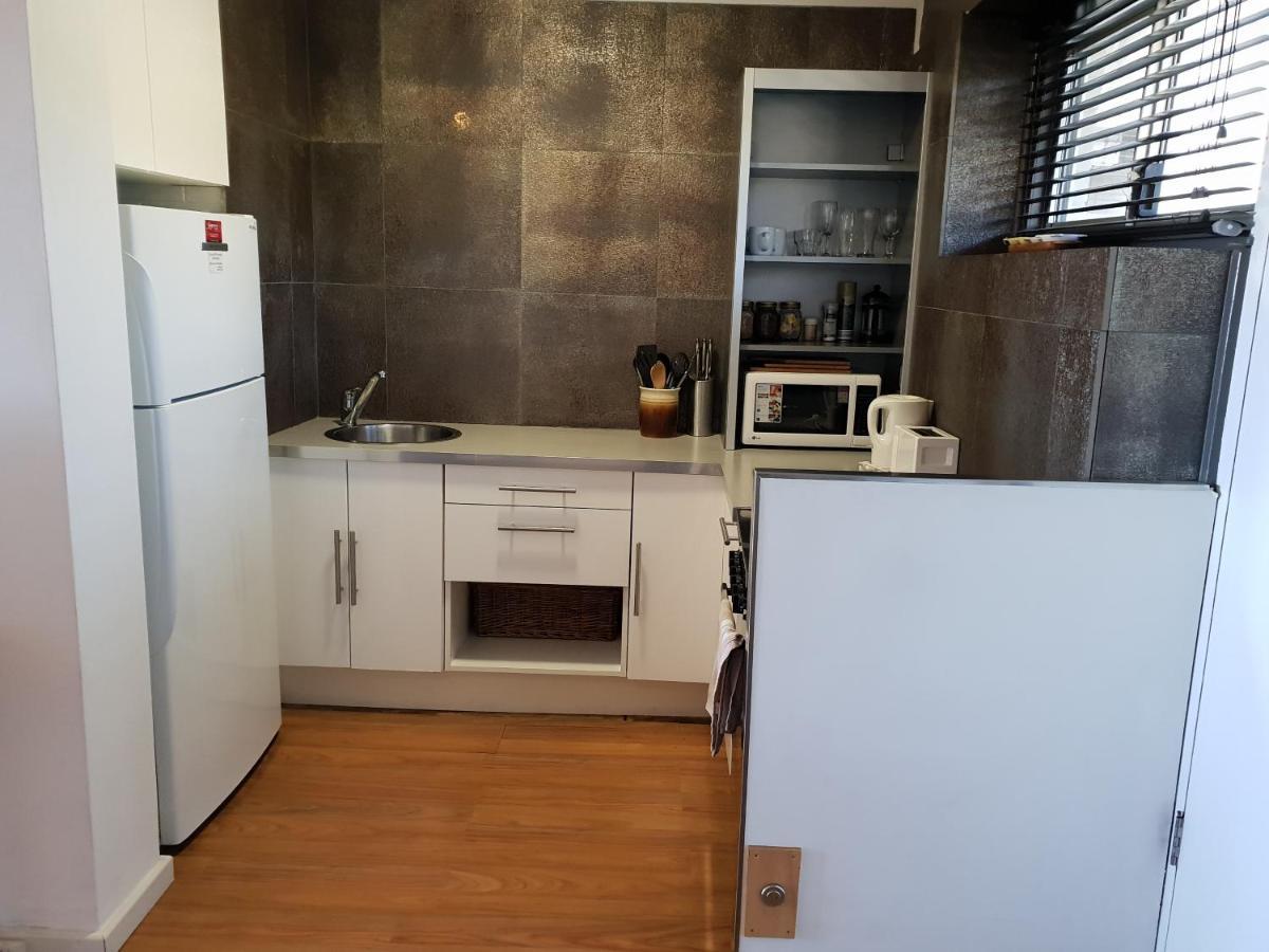 Studio 204 With Harbour, Ocean And Sunset Views From The Balcony Фриментъл Екстериор снимка