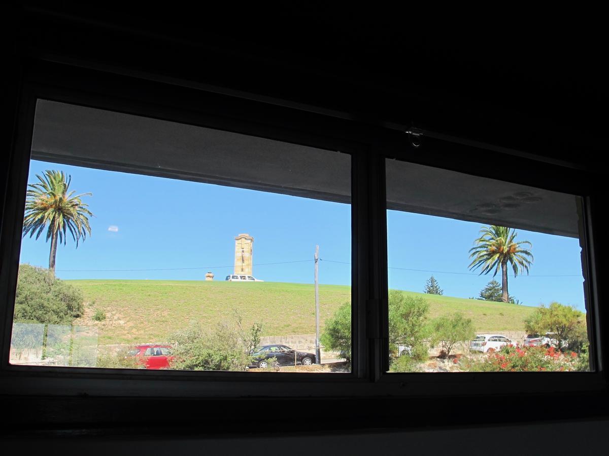 Studio 204 With Harbour, Ocean And Sunset Views From The Balcony Фриментъл Екстериор снимка